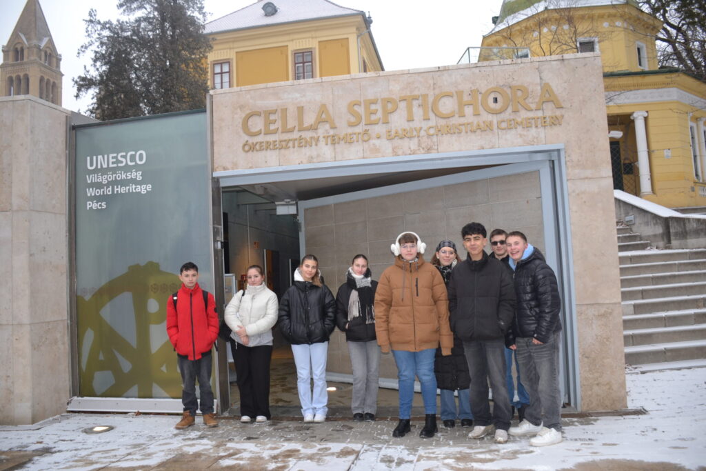 Rendhagyó történelemóra a Cella Septicorában