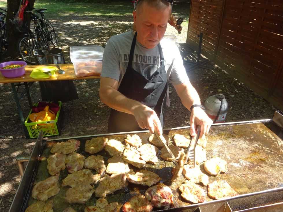 kicsinyitettcsaladi054
