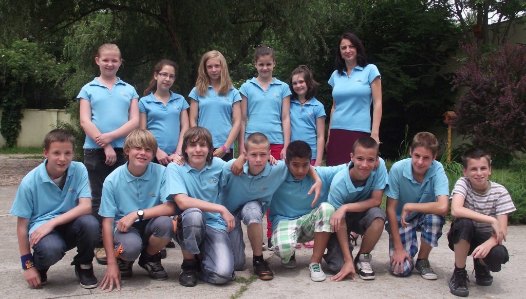 2013-csoportkep-2013-scaled-2