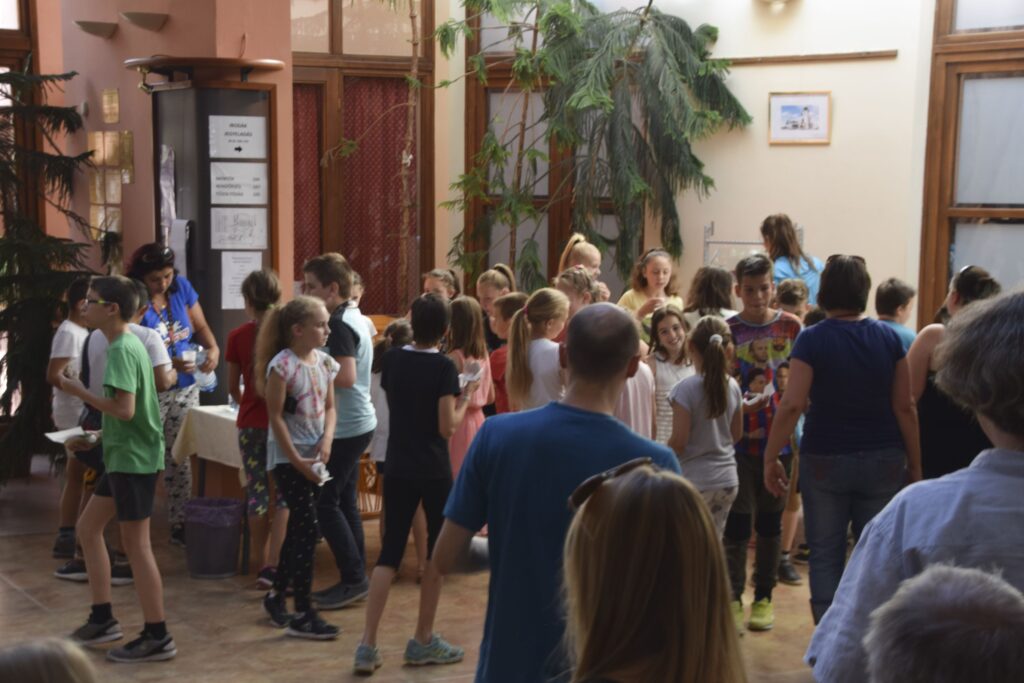 2018-05-11-aranyszom012