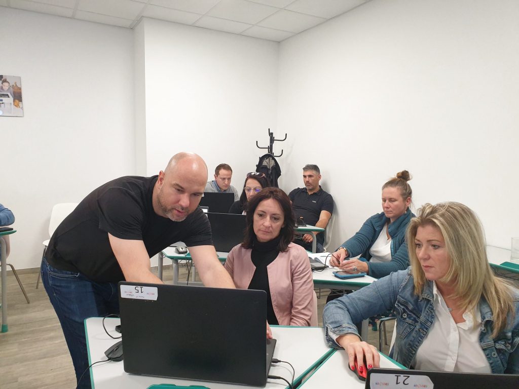 20221015-122719-scaled-1