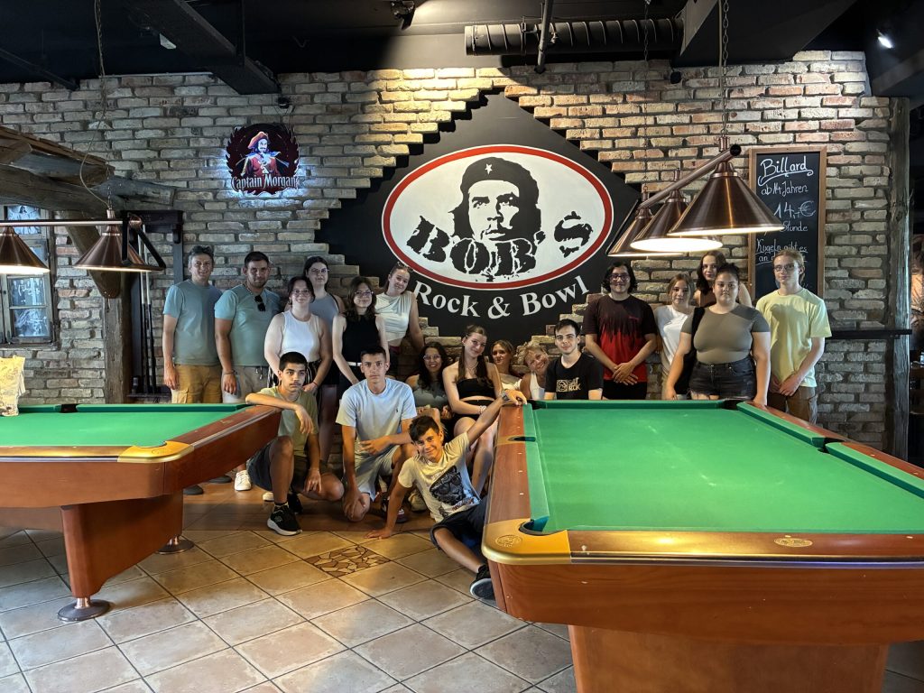 bowling-csoportkep-scaled-1