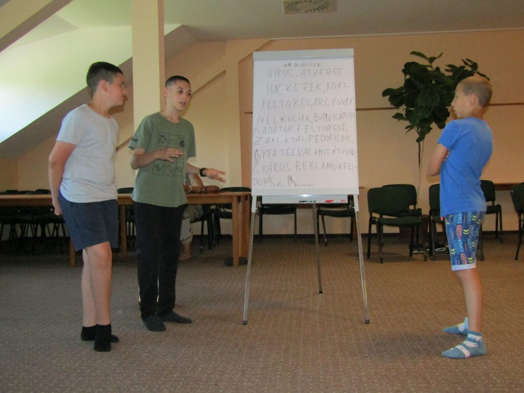img-1600-scaled-2