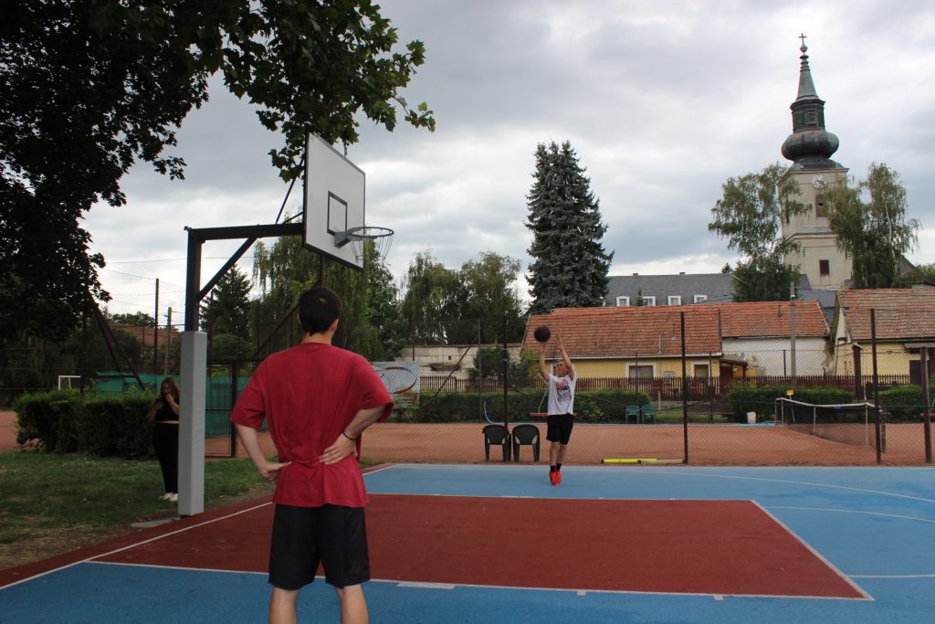 img-2001-2