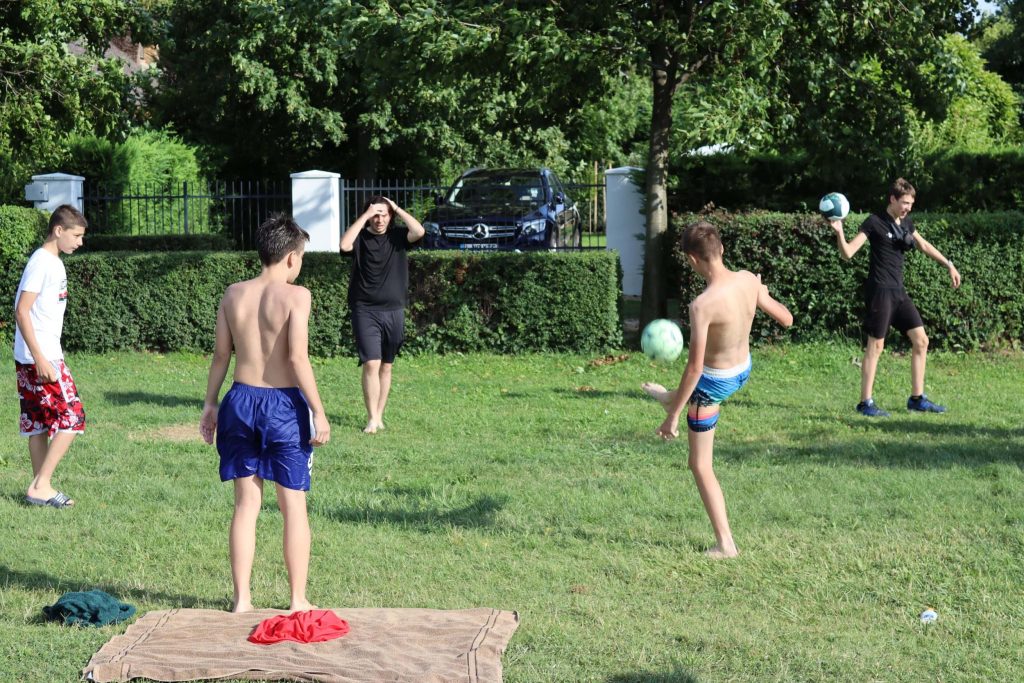 img-2005-4
