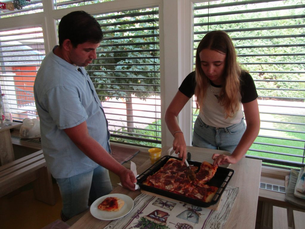 img-4447-scaled-1