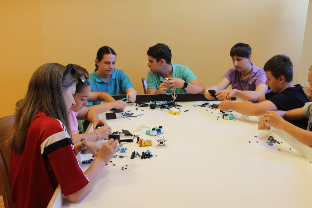 lego4-scaled-1