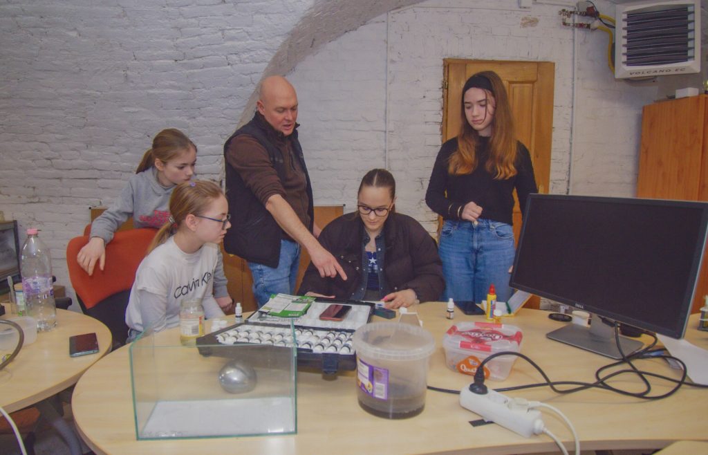 2026-02-21-projektnap-retus-39-scaled-1
