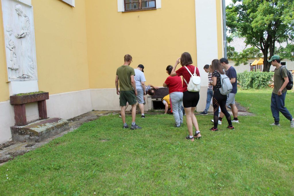 img-1888-1-scaled-1
