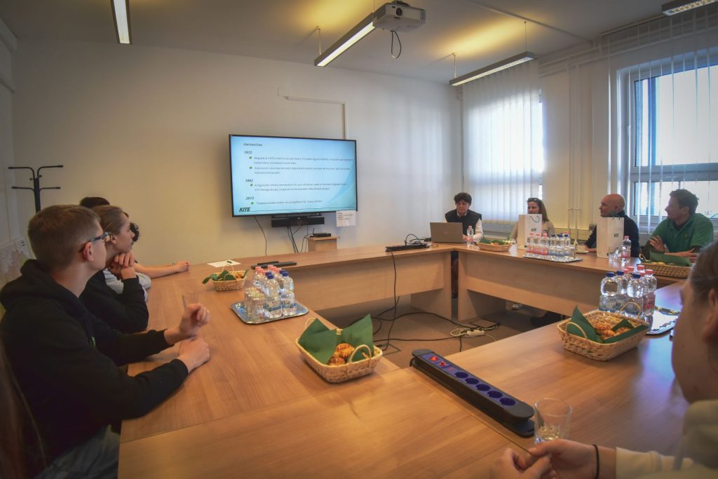 kitezrt-2024-03-28-i008